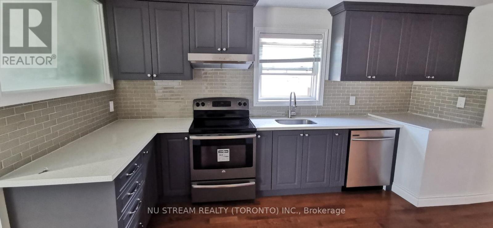 74 Wye Valley Road, Toronto, ON, M1P 2A6 - 5
