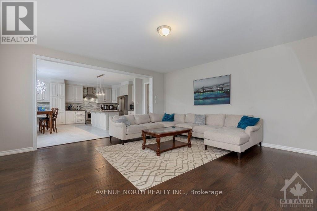 190 Bartonia Circle, Ottawa, ON, K4A 3V1 - 8