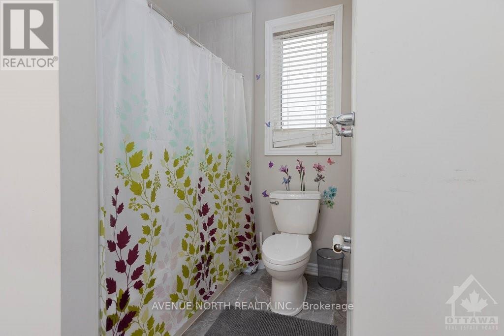 190 Bartonia Circle, Ottawa, ON, K4A 3V1 - 17