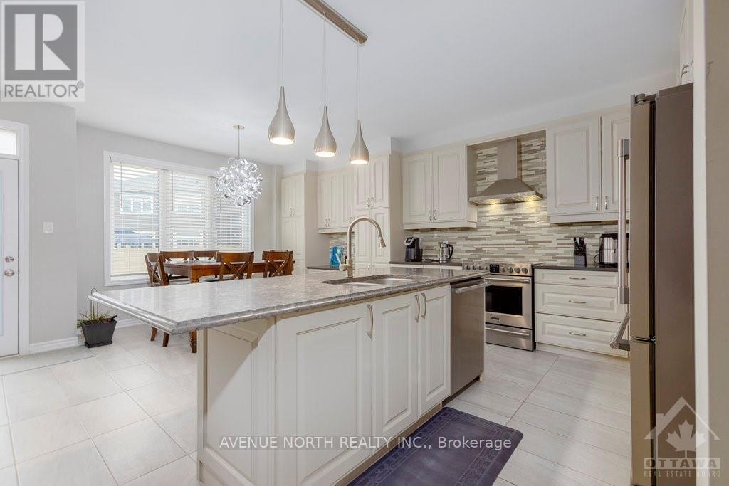 190 Bartonia Circle, Ottawa, ON, K4A 3V1 - 5
