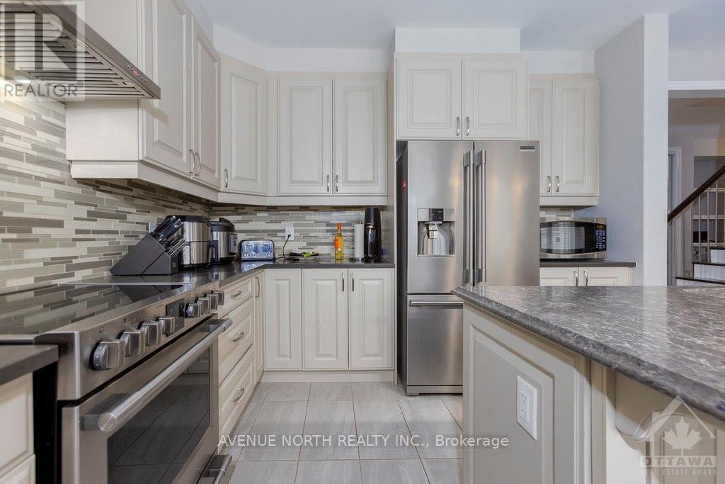 190 Bartonia Circle, Ottawa, ON, K4A 3V1 - 6