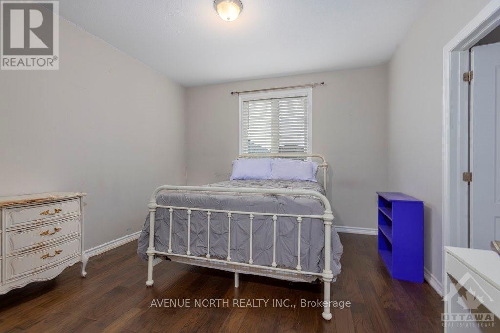 190 Bartonia Circle, Ottawa, ON, K4A 3V1 - 14