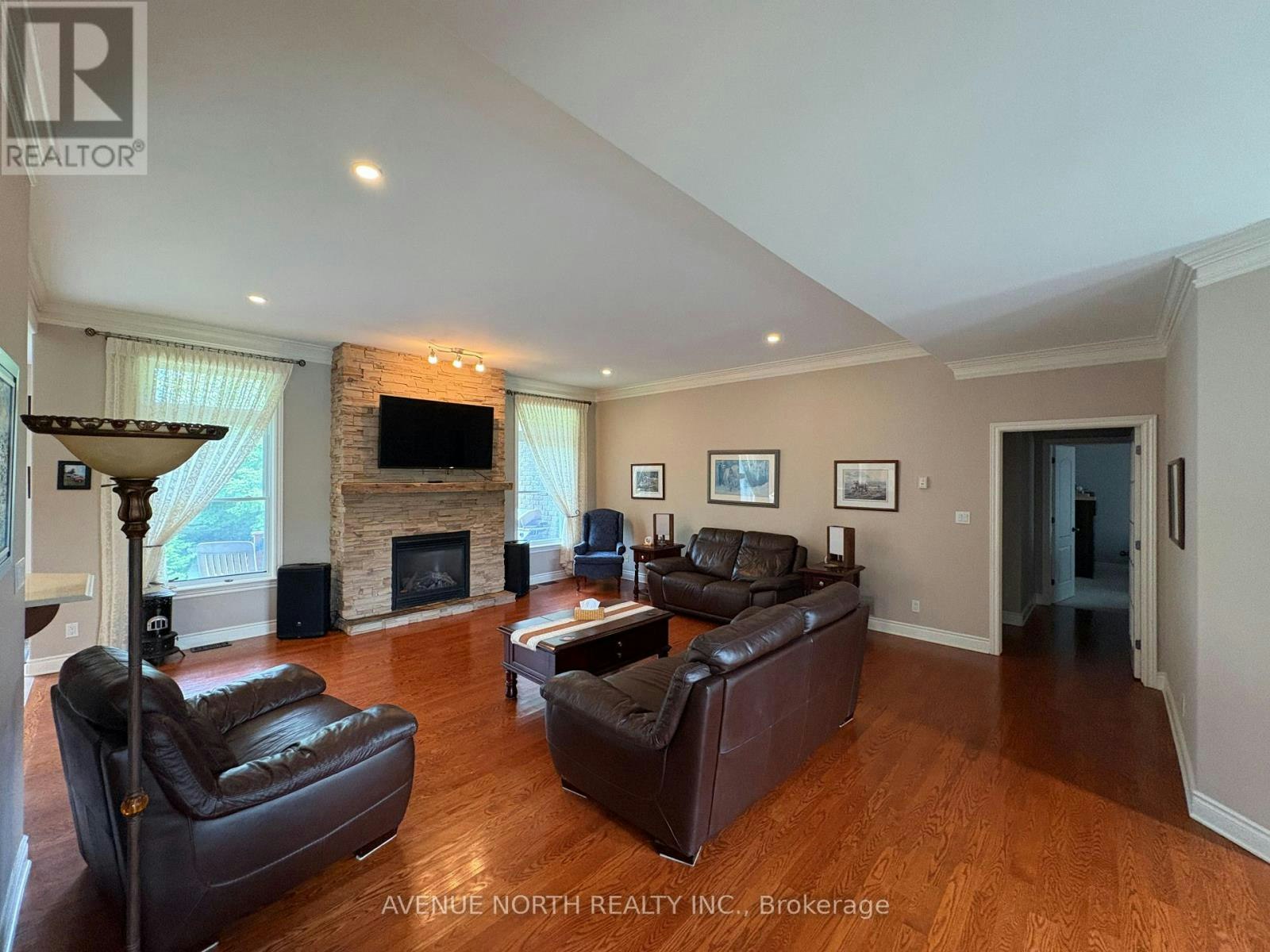 6746 Waterside Court, Ottawa, ON, K4P 1P8 - 2