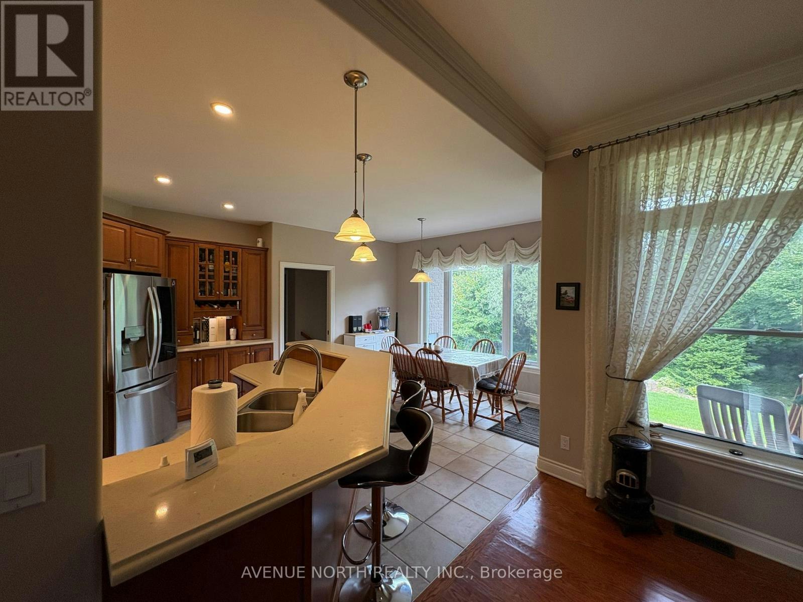 6746 Waterside Court, Ottawa, ON, K4P 1P8 - 8