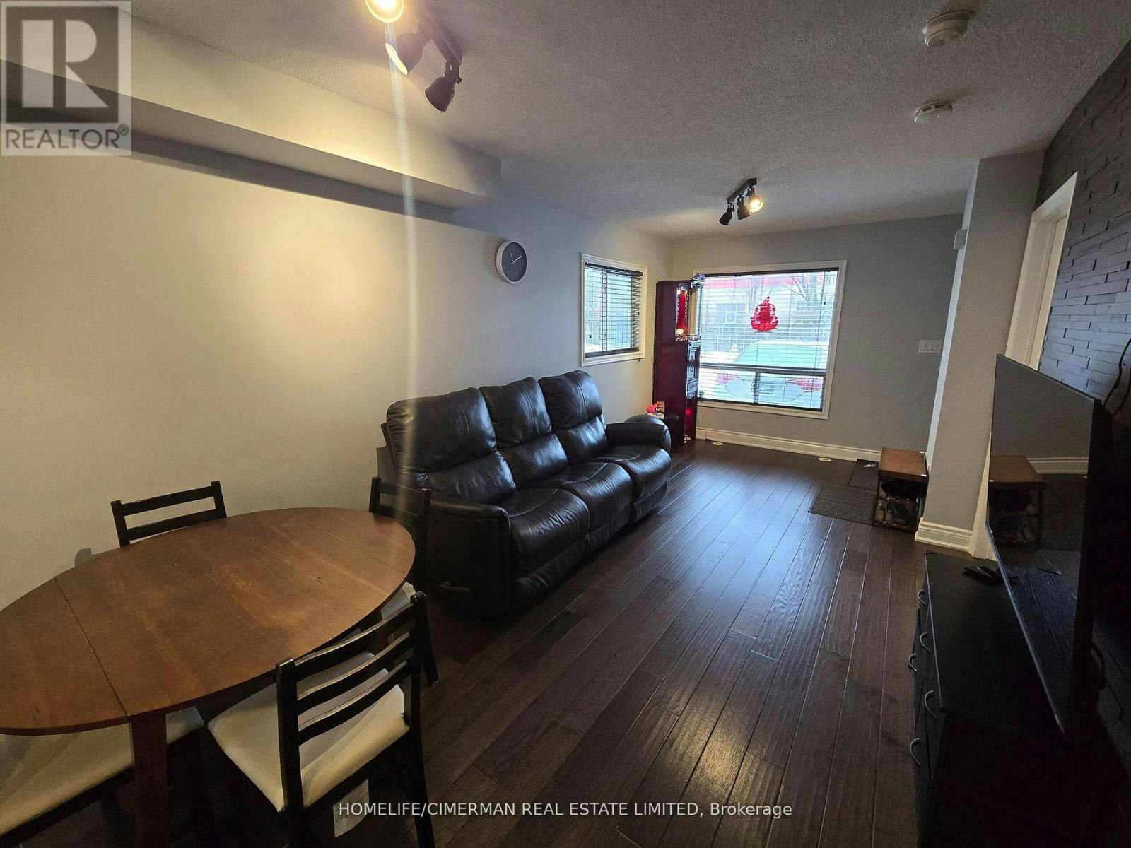 6-4277 Lawrence Avenue E, Toronto, ON, M1E 2S8 - 3