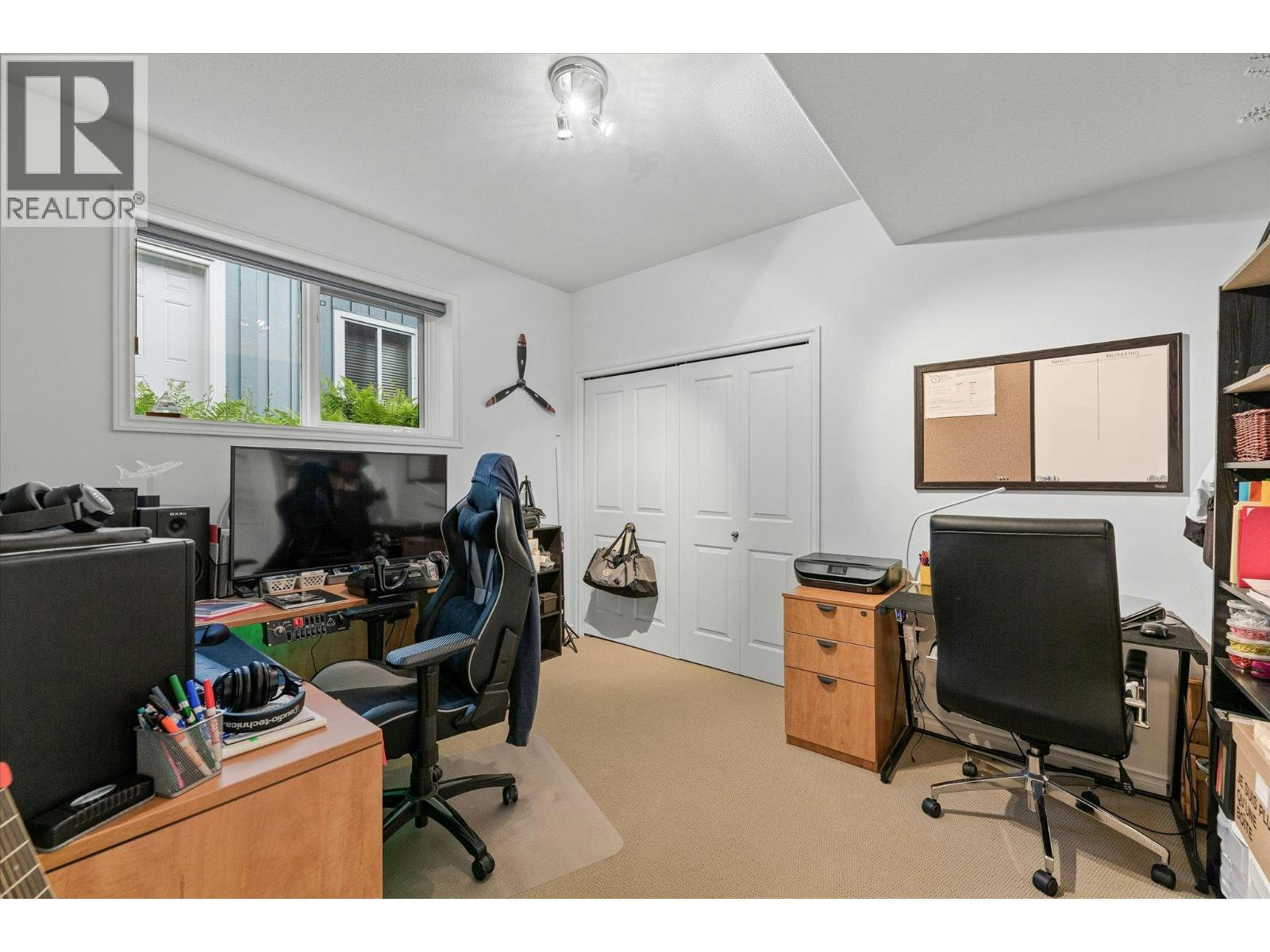 4187 Gallaghers Crescent, Kelowna, BC, V1W 3Z9 - 41