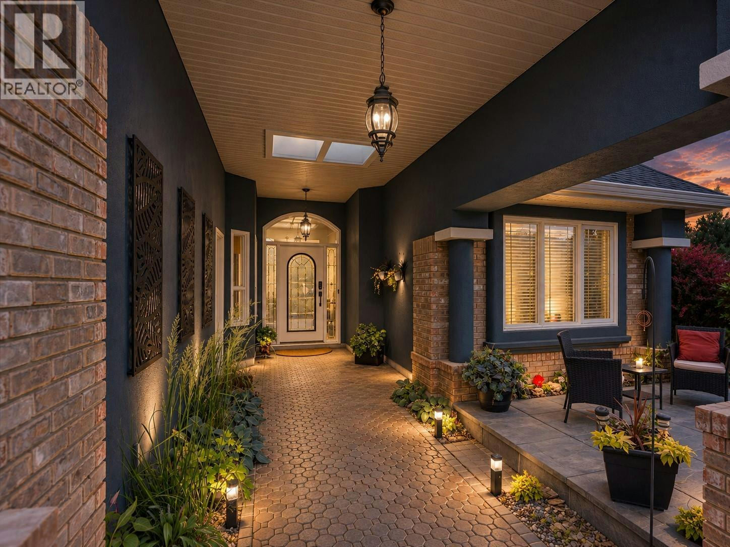 4187 Gallaghers Crescent, Kelowna, BC, V1W 3Z9 - 3
