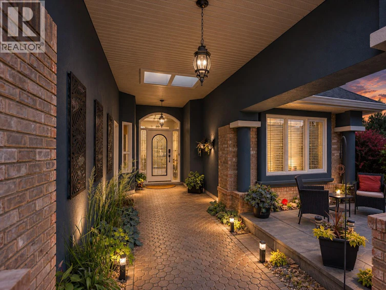 4187 Gallaghers Crescent, Kelowna, BC, V1W 3Z9 - 3