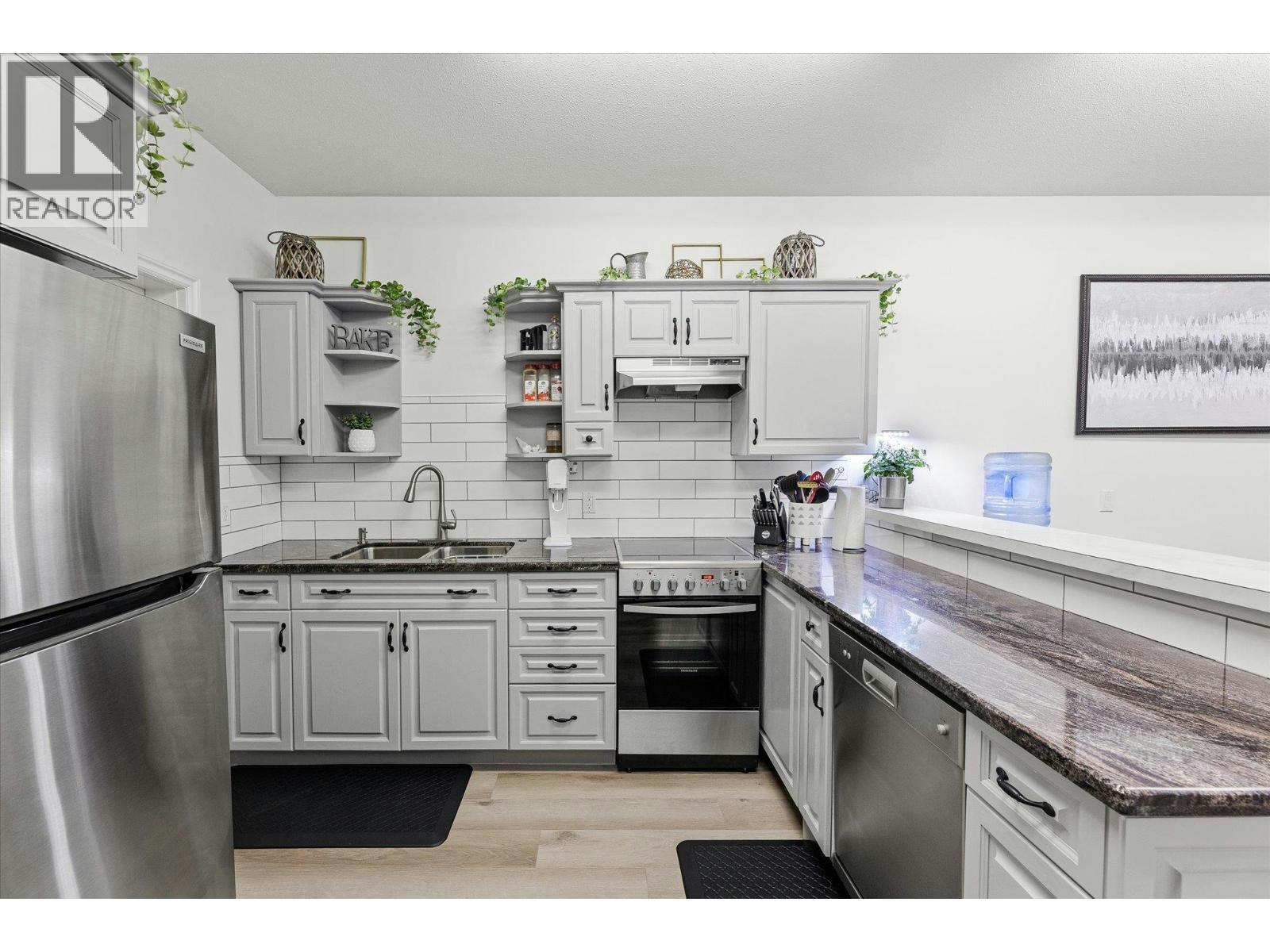 4187 Gallaghers Crescent, Kelowna, BC, V1W 3Z9 - 35