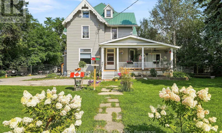 158 St Lawrence Street E