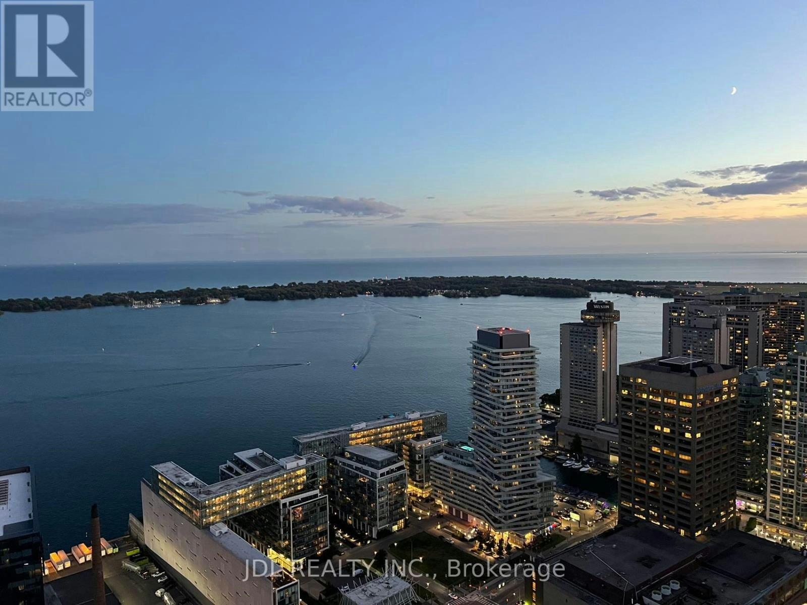 5811-55 Cooper Street, Toronto, ON, M5E 0G1 - 2