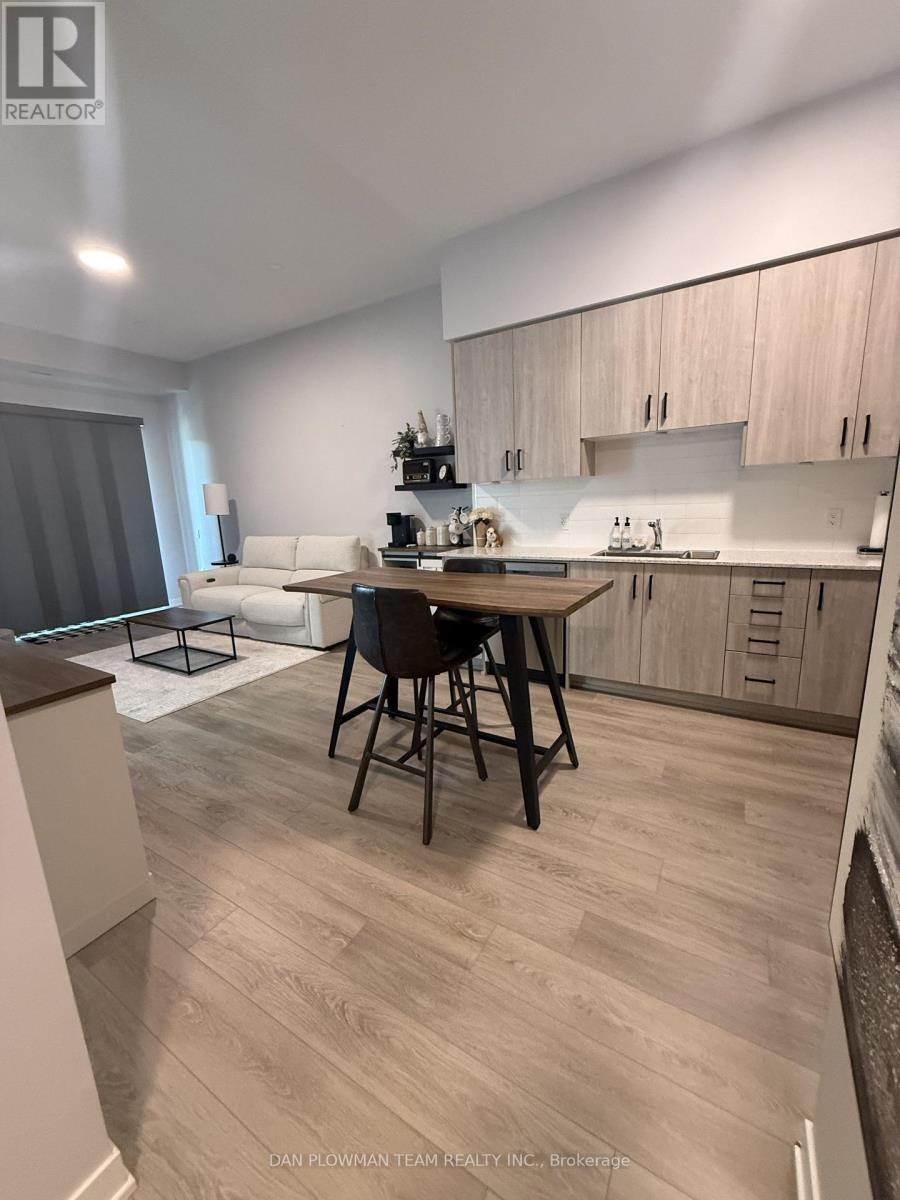 112-385 Arctic Red Drive, Oshawa, ON, L1L 0W9 - 4