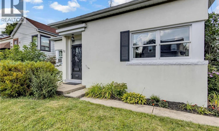 31 Scotia Avenue