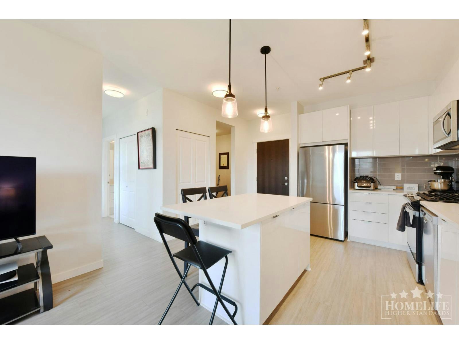 B302-8150 207 Street, Langley, BC, V2Y 4J3 - 6
