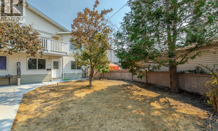 102-688 Latimer Street