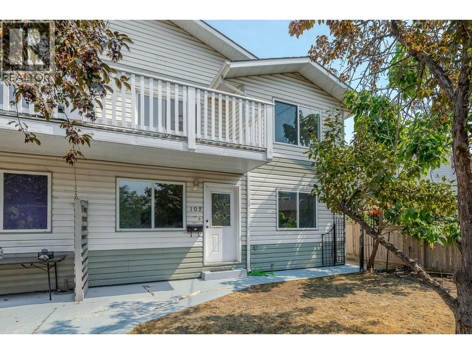 102-688 Latimer Street, Penticton, BC, V2A 5R6