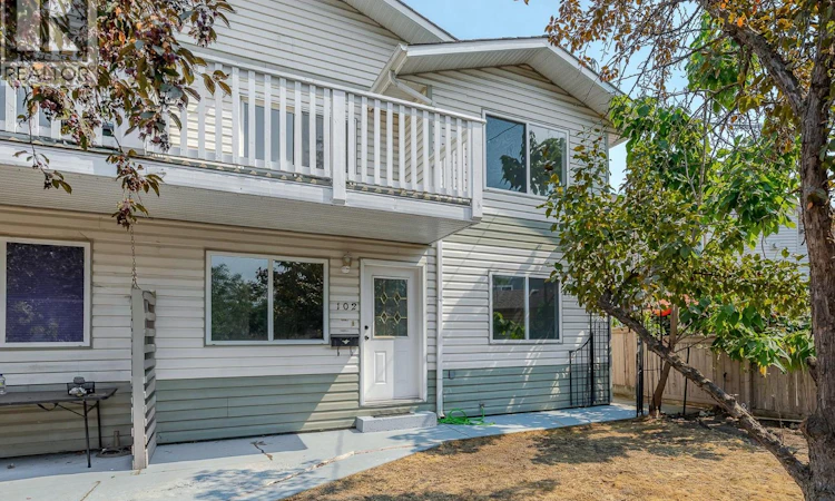 102-688 Latimer Street