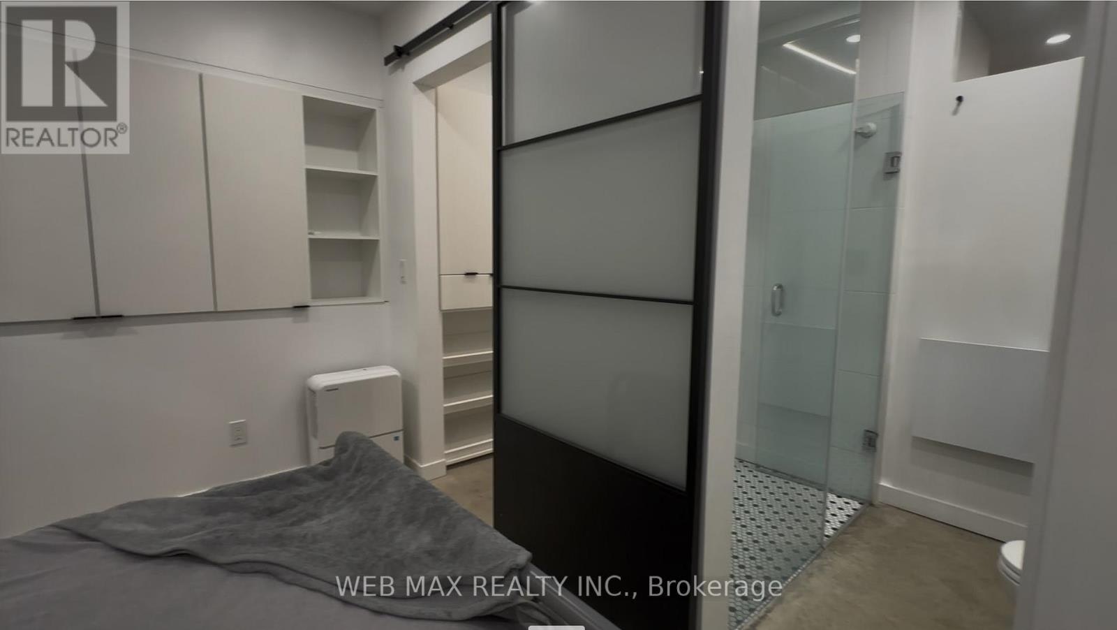 2-173 Milverton Boulevard, Toronto, ON, M4J 1V2 - 8