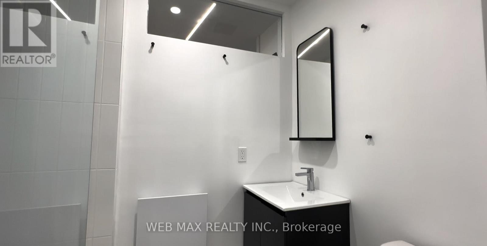 2-173 Milverton Boulevard, Toronto, ON, M4J 1V2 - 11