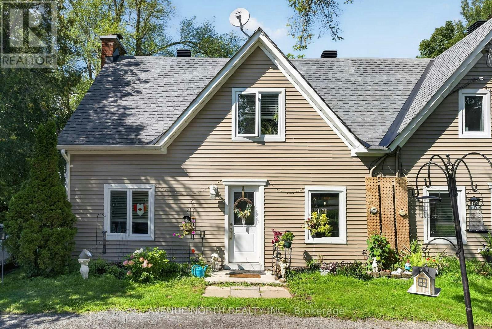 2941 Old Montreal Road, Cumberland, ON, K4C 1G2