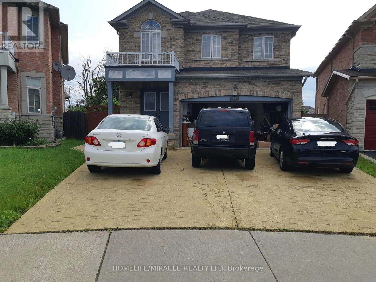 25 River Heights Drive, Brampton, ON, L6P 2M9