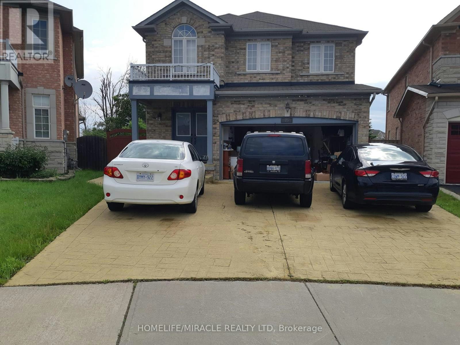 25 River Heights Drive, Brampton, ON, L6P 2M9