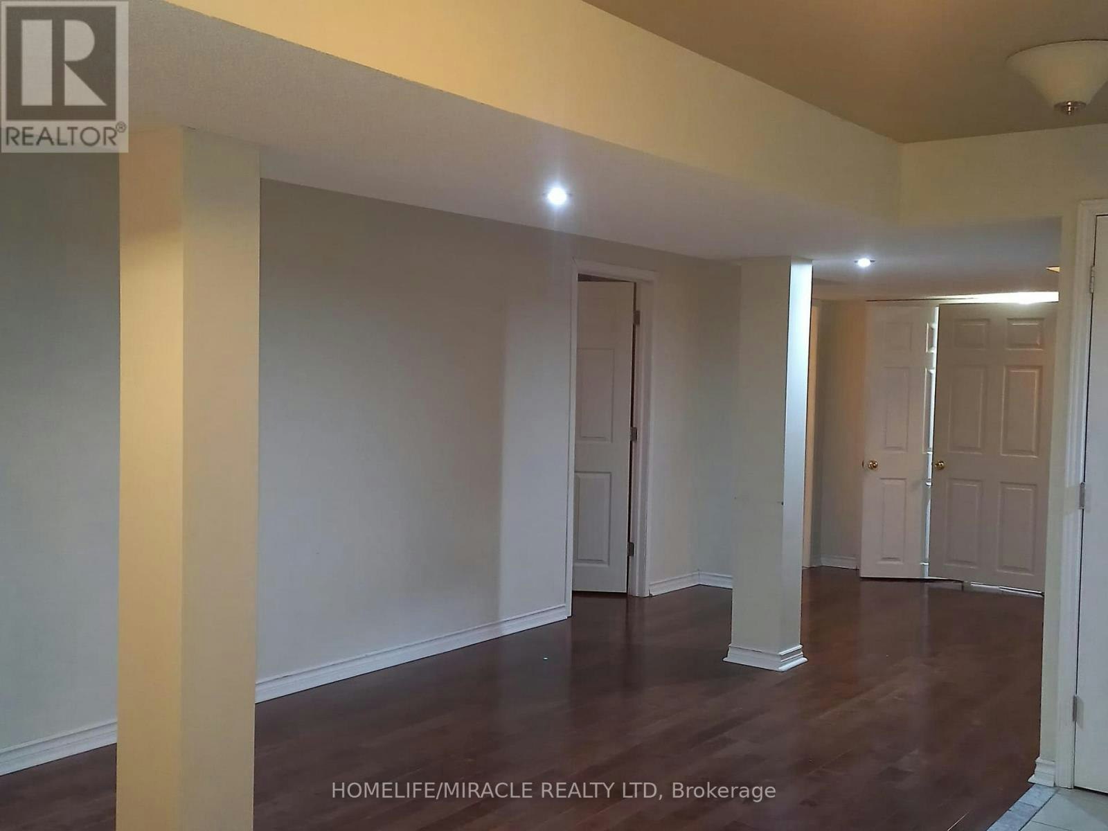 25 River Heights Drive, Brampton, ON, L6P 2M9 - 8