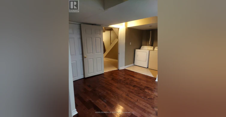 25 River Heights Drive, Brampton, ON, L6P 2M9 - 3