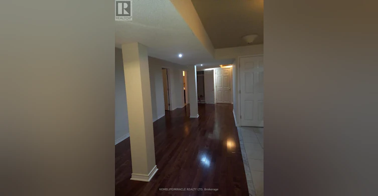 25 River Heights Drive, Brampton, ON, L6P 2M9 - 11