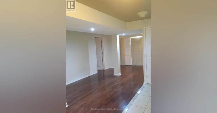 25 River Heights Drive, Brampton, ON, L6P 2M9 - 9