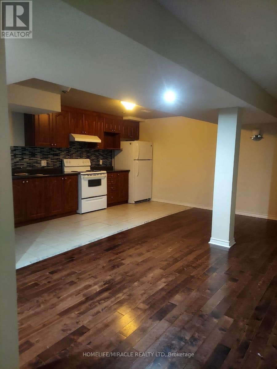 25 River Heights Drive, Brampton, ON, L6P 2M9 - 4