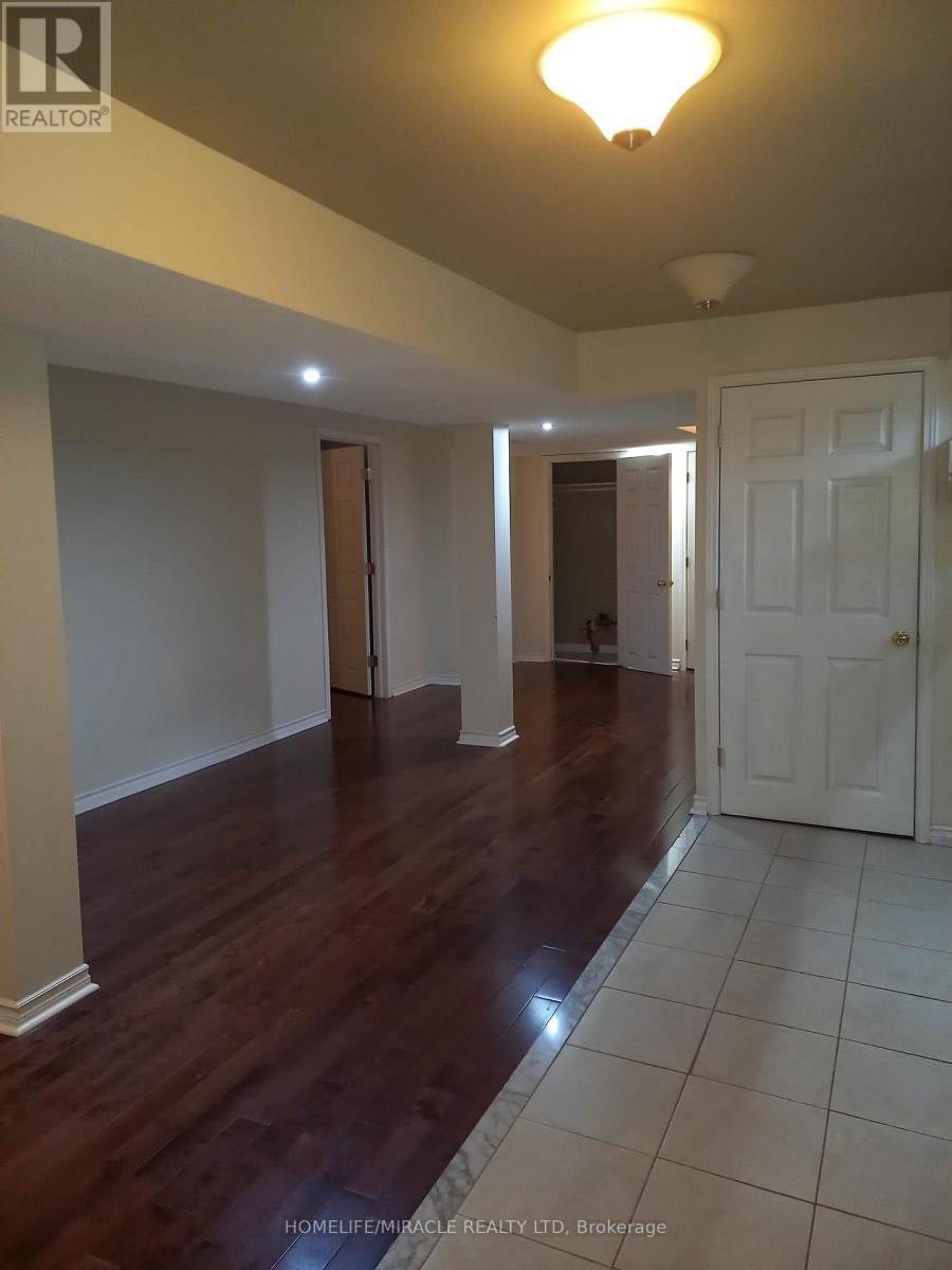 25 River Heights Drive, Brampton, ON, L6P 2M9 - 12