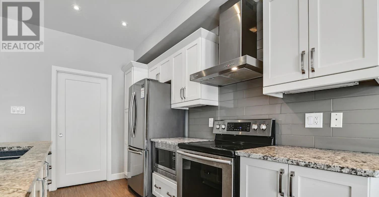 1042 Cobble Hill Drive, Ottawa, ON, K2J 0J7 - 8