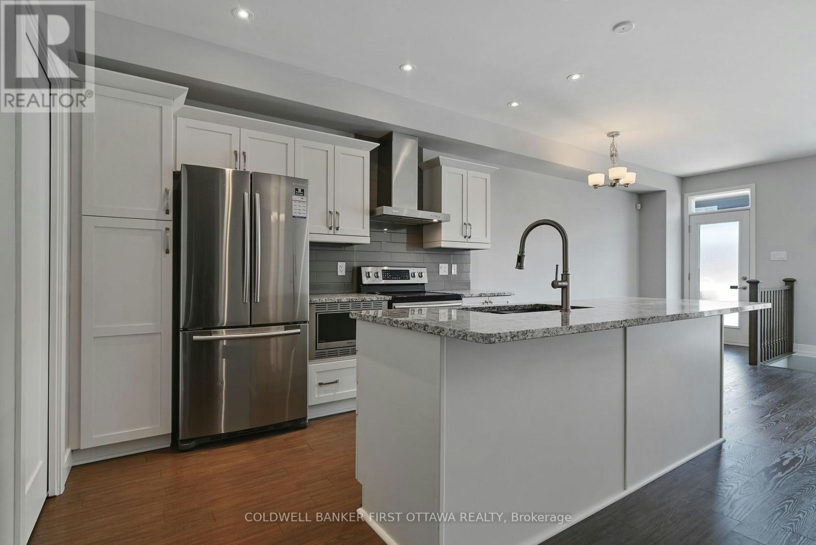 1042 Cobble Hill Drive, Ottawa, ON, K2J 0J7 - 11