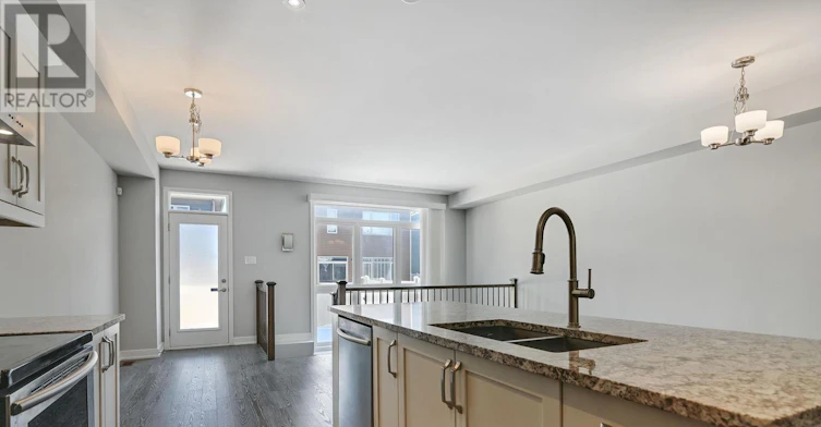 1042 Cobble Hill Drive, Ottawa, ON, K2J 0J7 - 12