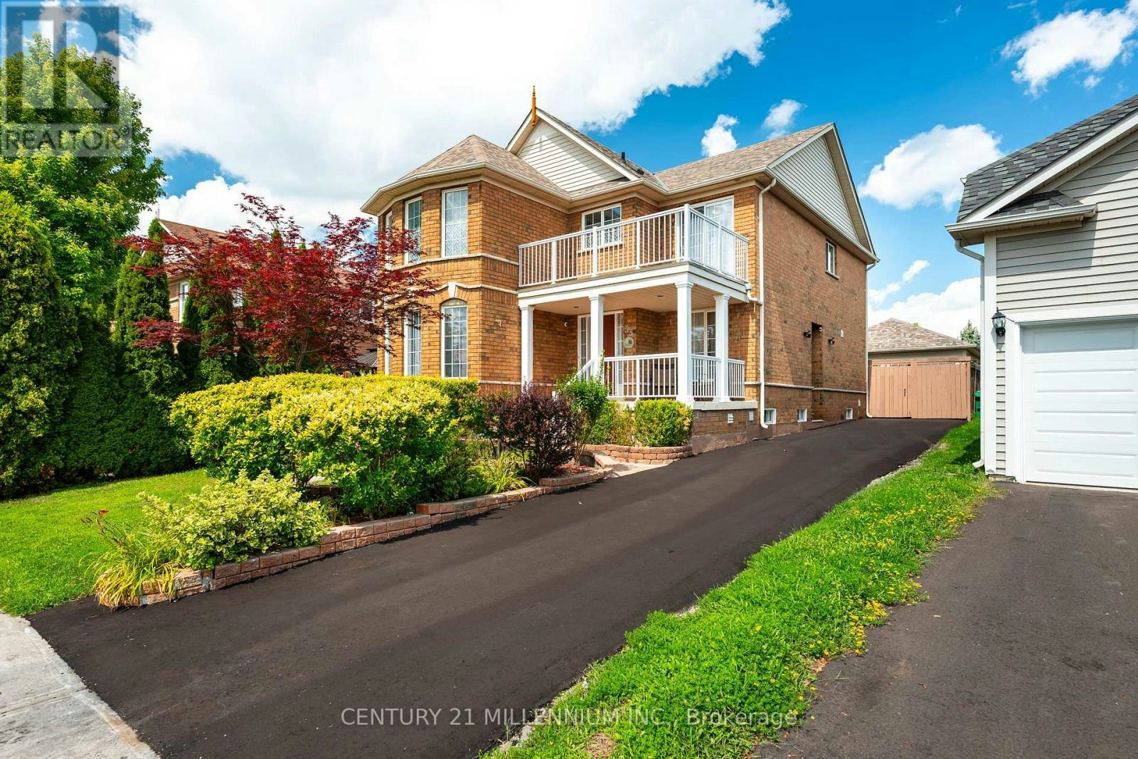 33 Fletchers Creek Boulevard, Brampton, ON, L6X 4S3