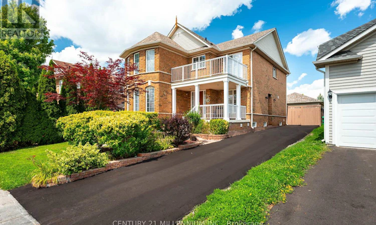 33 Fletchers Creek Boulevard