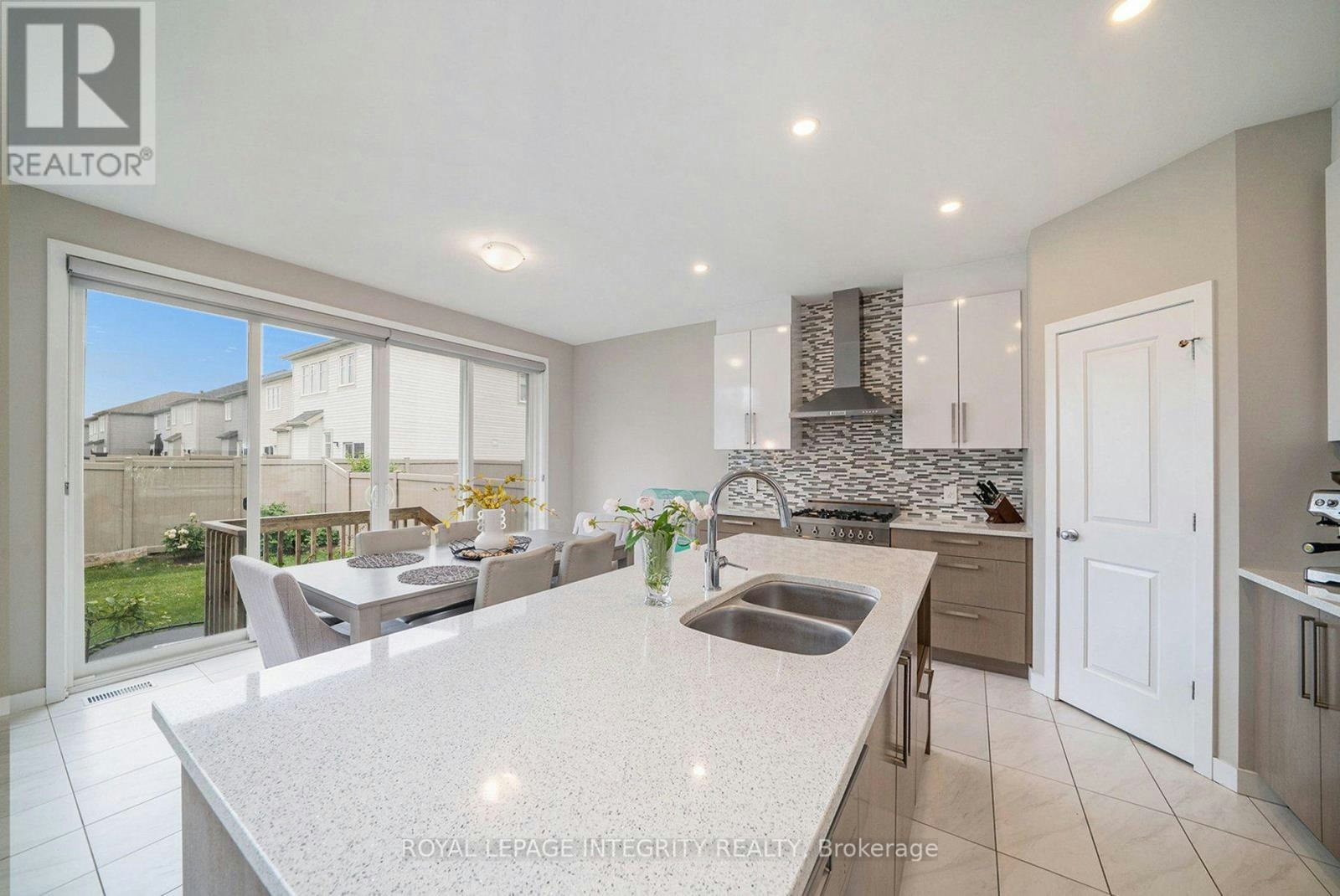 126 Groningen Street, Ottawa, ON, K2V 0C4 - 9
