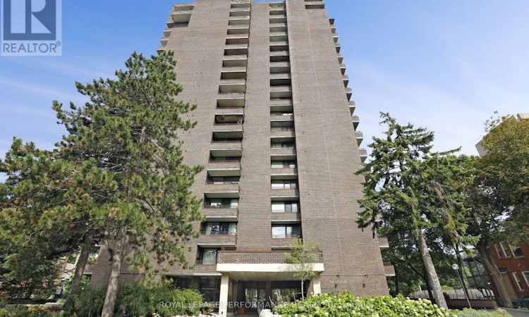 1801-71 Somerset Street W