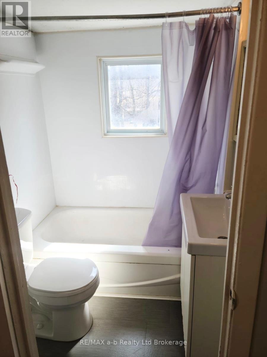 2-26 Stanley Street, London, ON, N6C 1B1 - 7