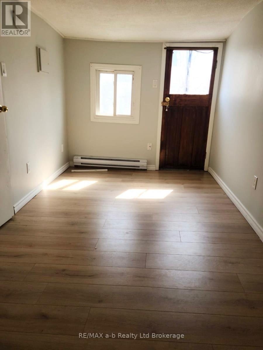 2-26 Stanley Street, London, ON, N6C 1B1 - 8
