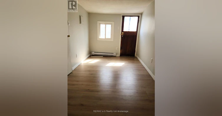 2-26 Stanley Street, London, ON, N6C 1B1 - 8