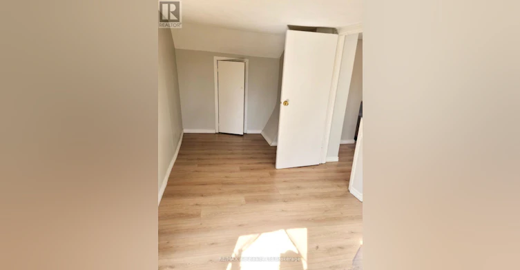 2-26 Stanley Street, London, ON, N6C 1B1 - 4