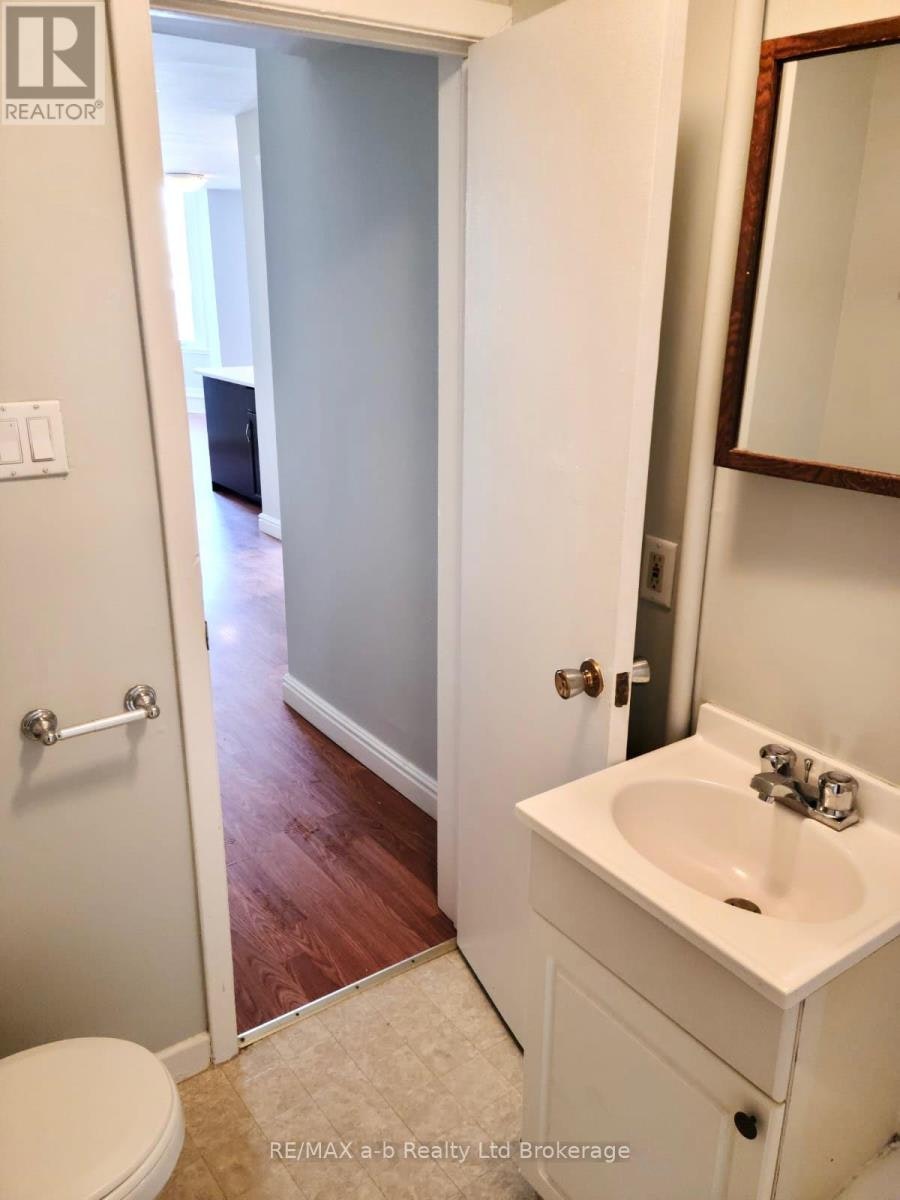 3-26 Stanley Street, London, ON, N6C 1B1 - 4