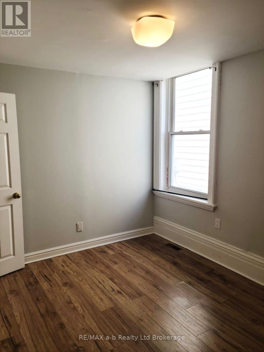 3-26 Stanley Street, London, ON, N6C 1B1 - 7