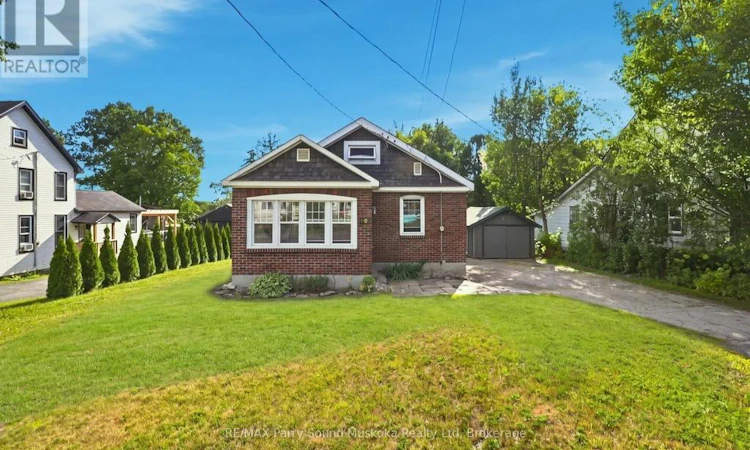 40 Waubeek Street