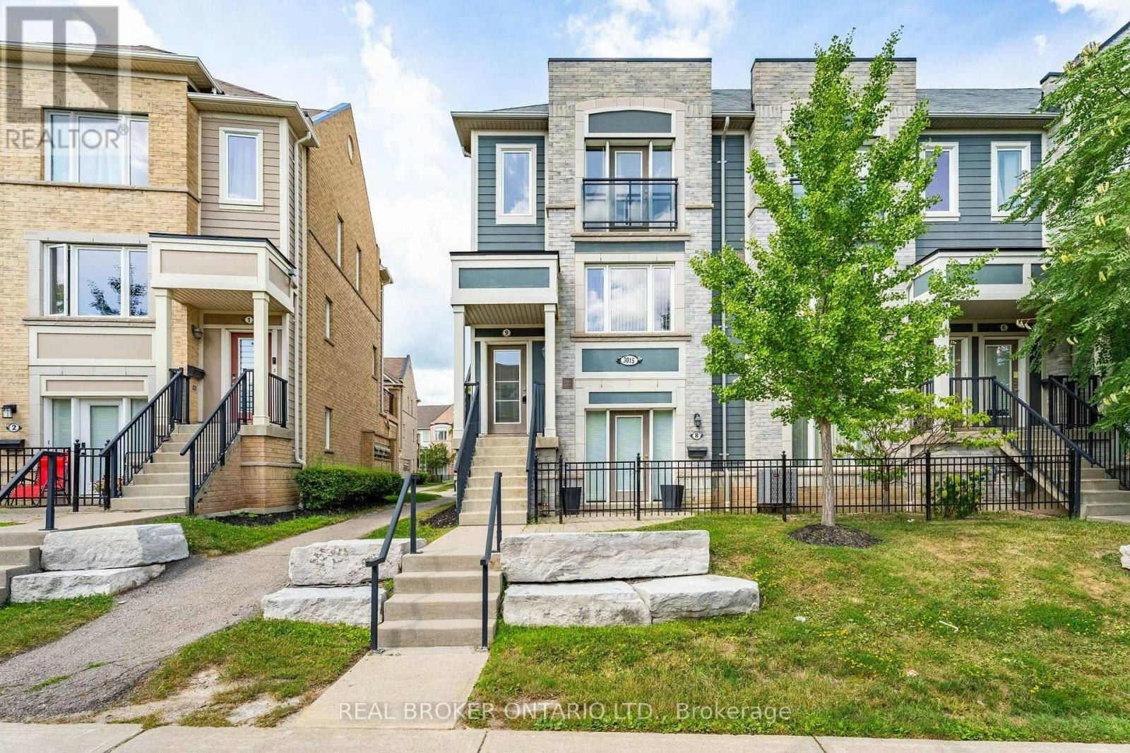 9-3015 Destination Drive, Mississauga, ON, L5M 0P3 - 3