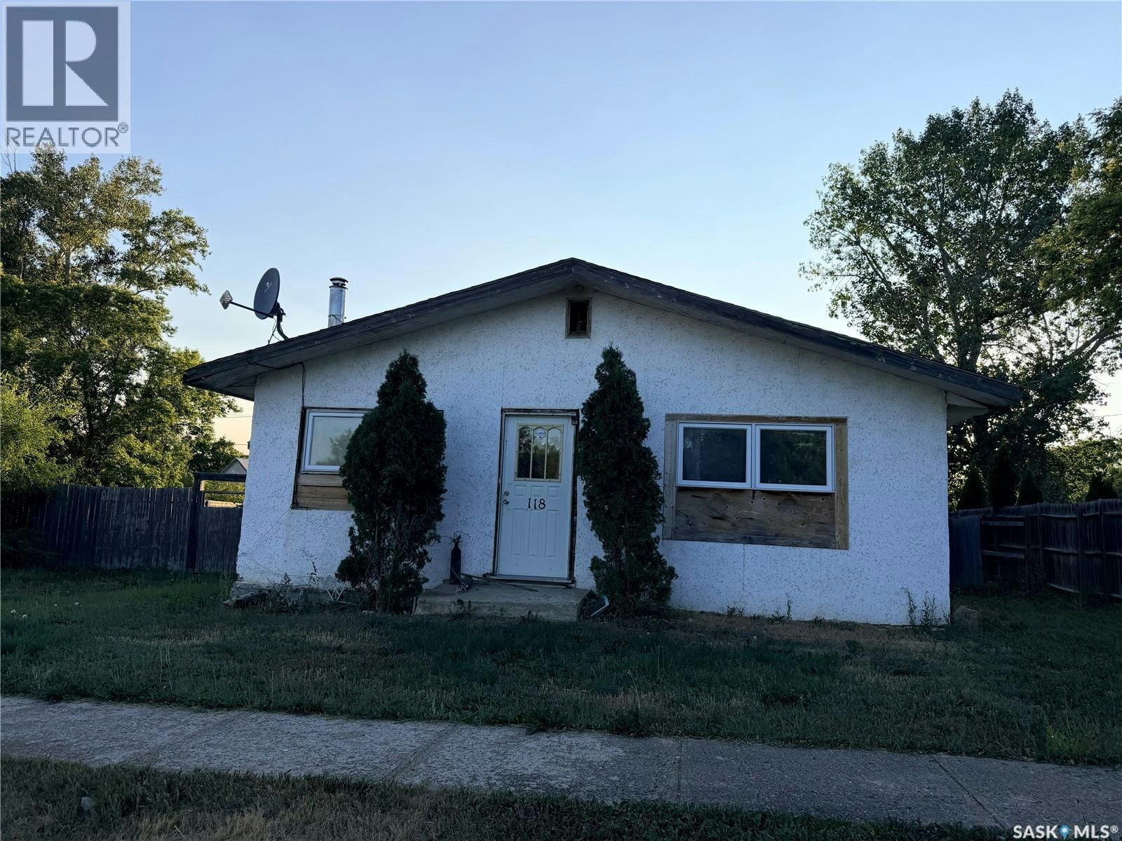 118 Warwick Street, Neville, SK, S0N 1T0