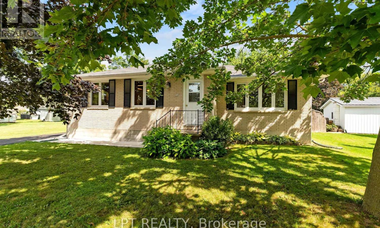226 Tain Street