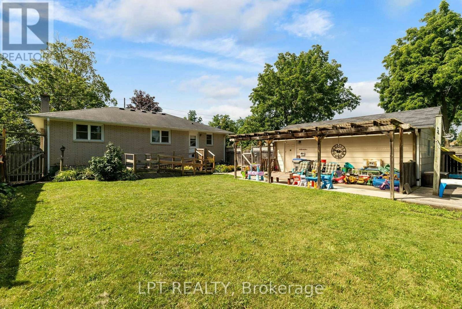 226 Tain Street, North Middlesex, ON, N0M 2K0 - 36